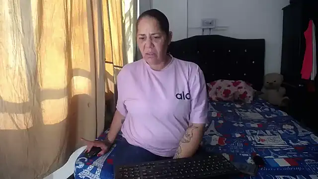 merryymaturee  online show from 15, 10, 2025