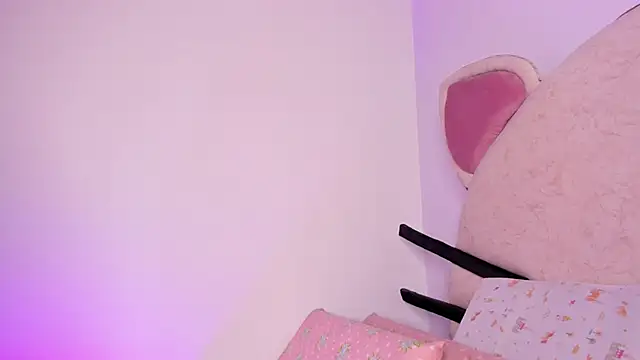 Snapshot of melody_cute_ chatting on 13, 2, 2025 melody cute online show from 13, 2, 2025