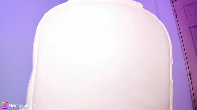Snapshot of melody_cute_ chatting on 28, 2, 2025 melody cute online show from 28, 2, 2025