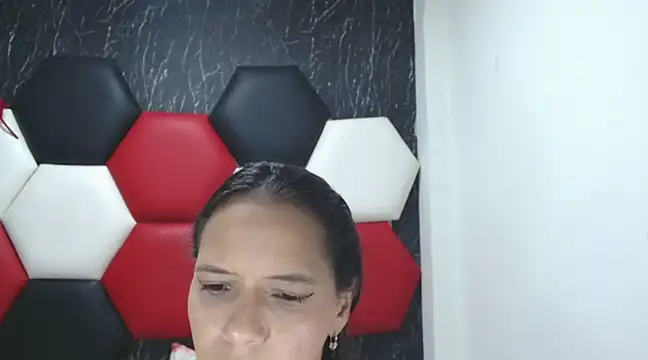 Snapshot of SusanLeroy chatting on 27, 12, 2024 SusanLeroy online show from 27, 12, 2024