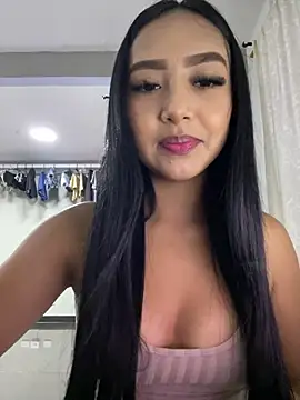 Snapshot of SOPHIACANDY19_ chatting on 4, 1, 2025 SOPHIACANDY19 online show from 4, 1, 2025