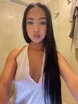 SOPHIACANDY19  online show from 14, 6, 2026