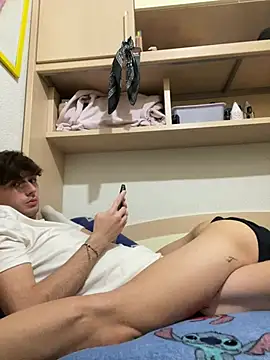 Adriiann  21 online show from 12, 12, 2024