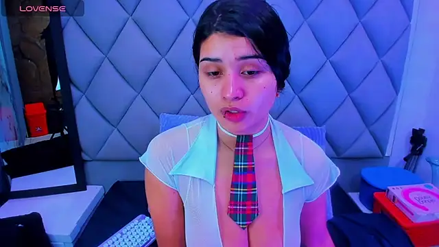 venusowen  online show from 20, 11, 2025