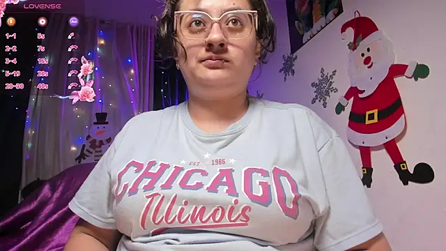 Snapshot of AnnieBigBoobs chatting on 21, 12, 2024 AnnieBigBoobs online show from 21, 12, 2024