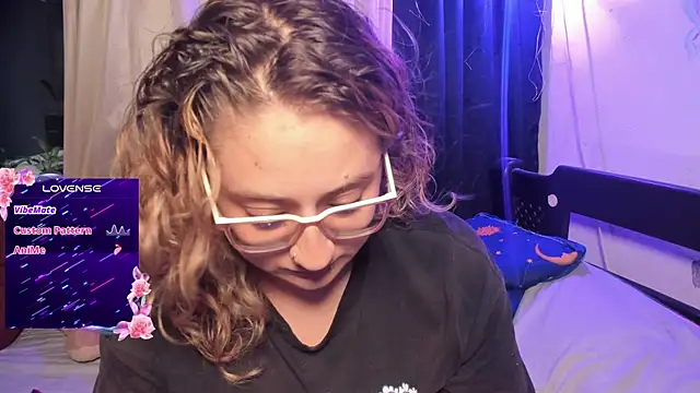 Snapshot of AnnieBigBoobs chatting on 2, 10, 2025 AnnieBigBoobs online show from 2, 10, 2025