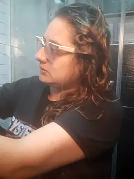 Snapshot of AnnieBigBoobs chatting on 12, 11, 2025 AnnieBigBoobs online show from 12, 11, 2025