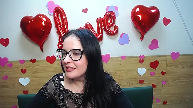 TayaBoret online show from 4, 2, 2025