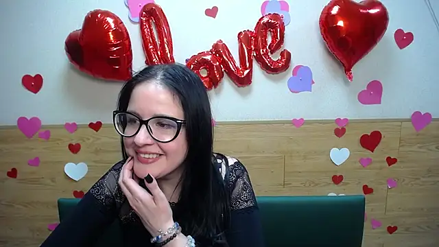 TayaBoret online show from 10, 2, 2025