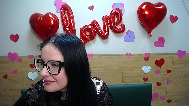 TayaBoret online show from 10, 2, 2025