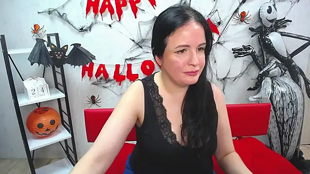 TayaBoret online show from 24, 10, 2025