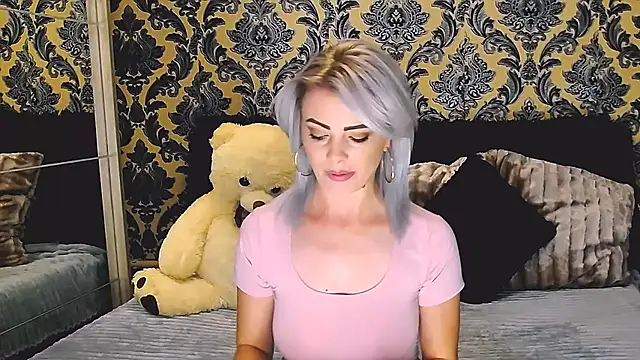 Snapshot of Aly_girl1 chatting on 6, 2, 2025 Aly girl1 online show from 6, 2, 2025