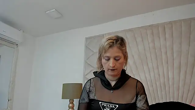 Jade squirtt online show from 19, 9, 2025