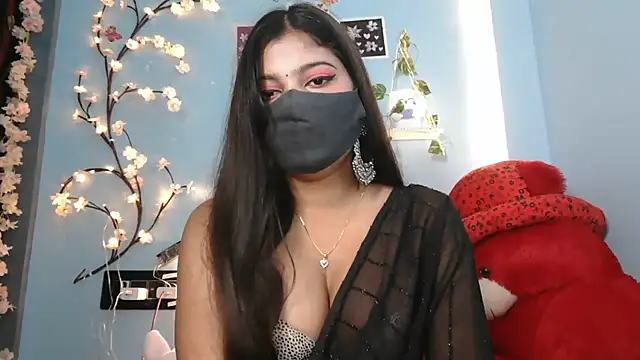 Snapshot of Reena_Singh53 chatting on 27, 10, 2025 Reena Singh53 online show from 27, 10, 2025