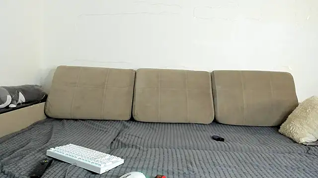 Ian Connery online show from 3, 1, 2025