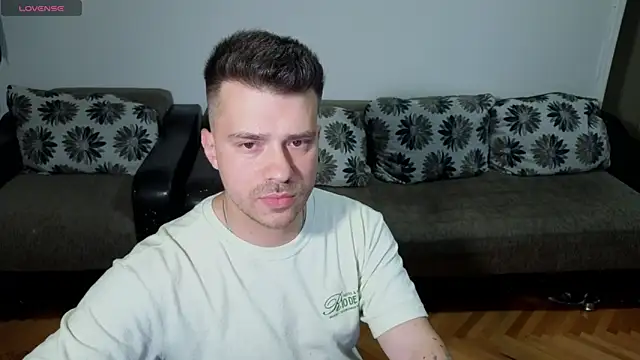 JohnnyStepBro online show from 4, 6, 2026