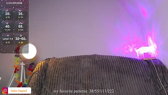 Snapshot of FoxRineHelen chatting on 15, 10, 2025 FoxRineHelen online show from 15, 10, 2025