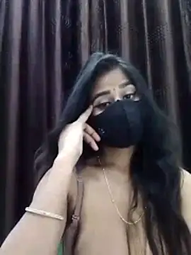 Lalisa sexy online show from 7, 1, 2026