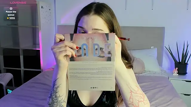 Snapshot of Lisa_Moones chatting on 11, 3, 2025 Lisa Moones online show from 11, 3, 2025