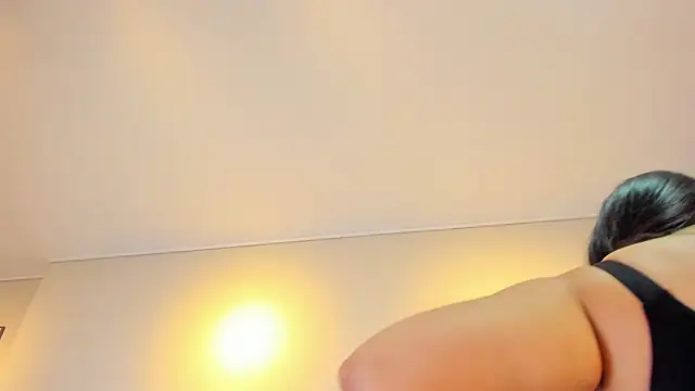 Snapshot of Isis_Osman chatting on 28, 2, 2026 Isis Osman online show from 28, 2, 2026