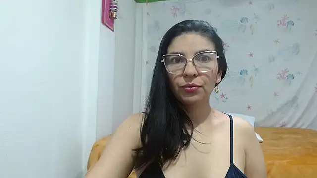 Snapshot of anybellucci43 chatting on 10, 3, 2025 anybellucci43 online show from 10, 3, 2025