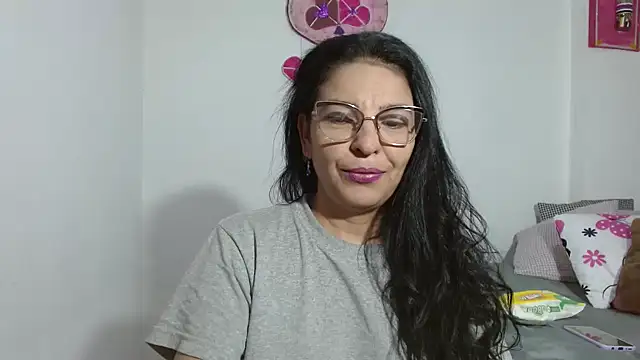 anybellucci43 online show from 11, 2, 2026