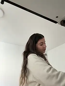 AnitaKariri online show from 12, 3, 2025