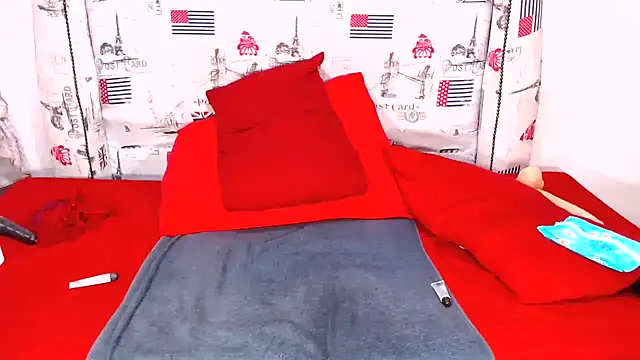 Honeybumsx32 online show from 14, 11, 2025