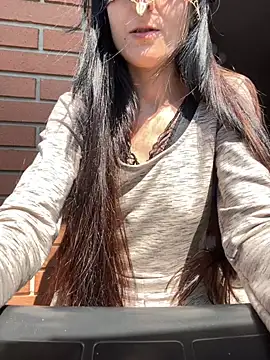 Snapshot of LolloLara91 chatting on 1, 5, 2026 LolloLara91 online show from 1, 5, 2026