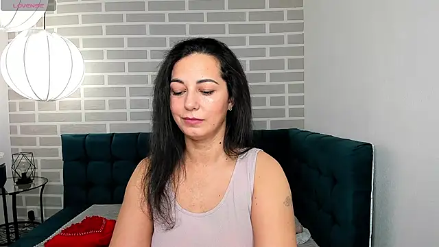 Linda Insatiable online show from 3, 11, 2025