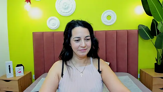 Linda Insatiable online show from 2, 2, 2026