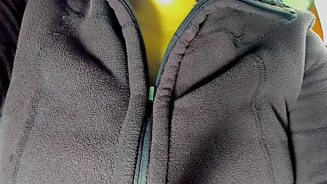 Extrem HairyPussy online show from 18, 2, 2026