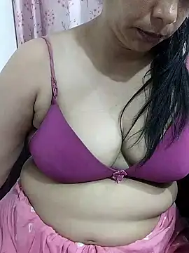 Snapshot of Urmila_bhabhii chatting on 7, 6, 2026 Urmila bhabhii online show from 7, 6, 2026