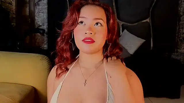 Snapshot of Estrella05_ chatting on 28, 10, 2025 Estrella05 online show from 28, 10, 2025