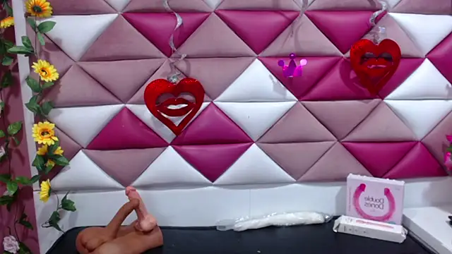 Snapshot of NahomiConnor_ chatting on 21, 3, 2025 NahomiConnor online show from 21, 3, 2025