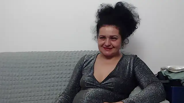 Snapshot of MilfValerie chatting on 30, 1, 2025 MilfValerie online show from 30, 1, 2025