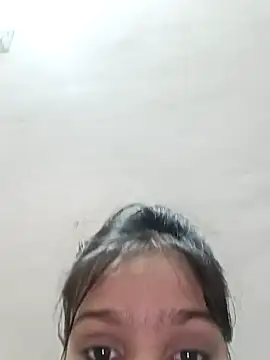 Snapshot of Riyu_05 chatting on 8, 2, 2025 Riyu 05 online show from 8, 2, 2025