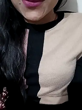 Snapshot of Riyu_05 chatting on 24, 2, 2025 Riyu 05 online show from 24, 2, 2025