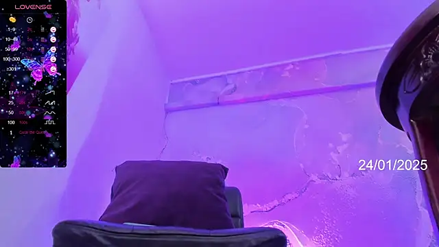 Snapshot of Dani_Sweet_Ts chatting on 24, 1, 2025 Dani Sweet Ts online show from 24, 1, 2025