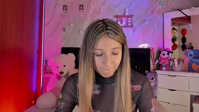 Snapshot of ariana_rosse__ chatting on 15, 1, 2026 ariana rosse online show from 15, 1, 2026