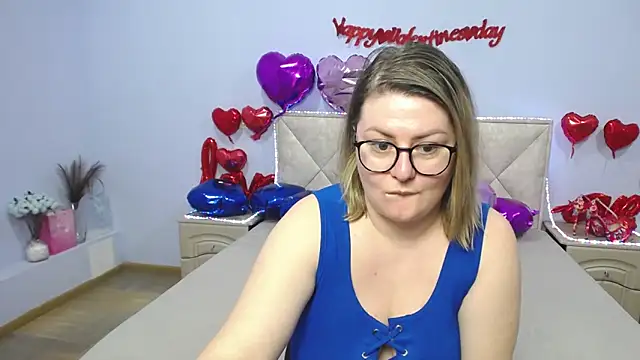 ZannaDreil online show from 19, 2, 2025