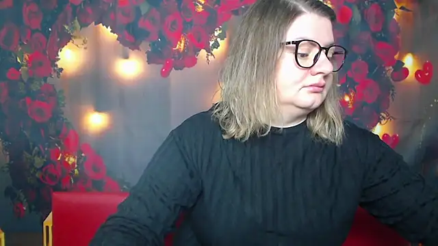 ZannaDreil online show from 8, 3, 2025