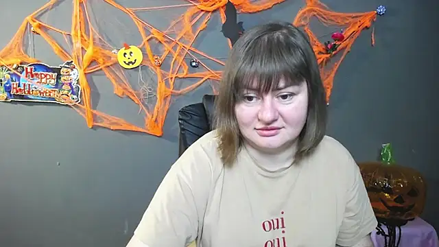 ZannaDreil online show from 4, 11, 2025