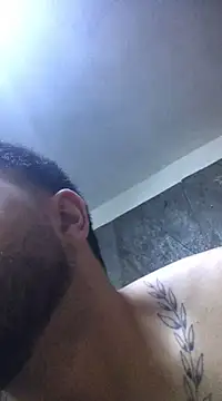 SINUECASTILLO online show from 25, 2, 2025