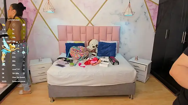 lizortiz online show from 3, 10, 2025