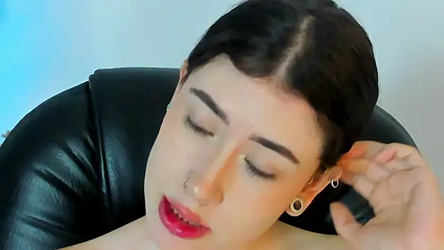 melody suarez online show from 26, 1, 2025