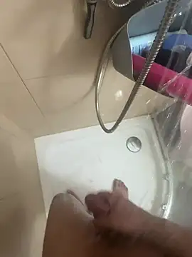 Snapshot of Ermando19 chatting on 14, 4, 2026 Ermando19 online show from 14, 4, 2026