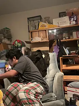 bigasianloads25 online show from 2, 1, 2025