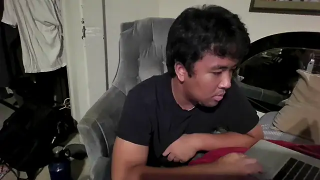 bigasianloads25 online show from 28, 9, 2025