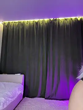 LoveLuna  online show from 25, 5, 2026